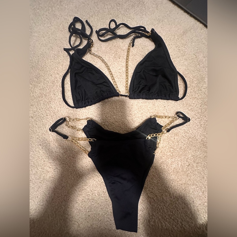 Black chain bikini w/cover